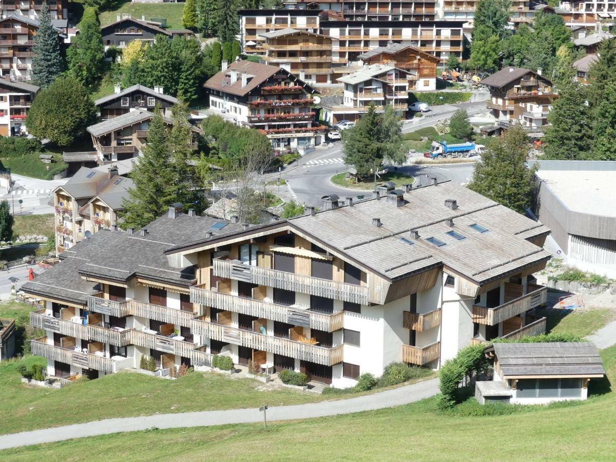 Parnasse 2-203 - Bel Appartement Sur Les Pistes De Ski Et Dans Le Village, Au Calme Ла-Клюсаз Экстерьер фото